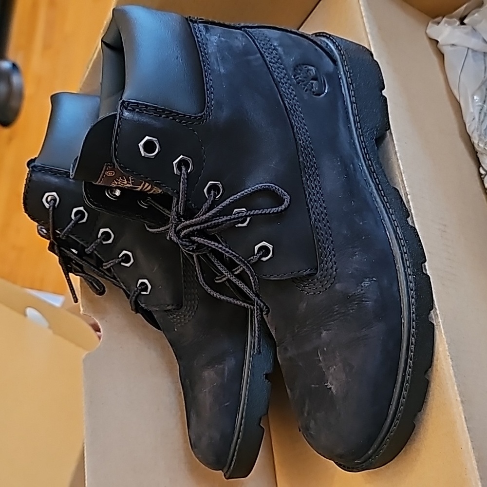 Black Timberland Boots - Picture 3 of 3